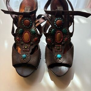Steve Madden Brown brass and  blue Sandals with Artistic Embellishments